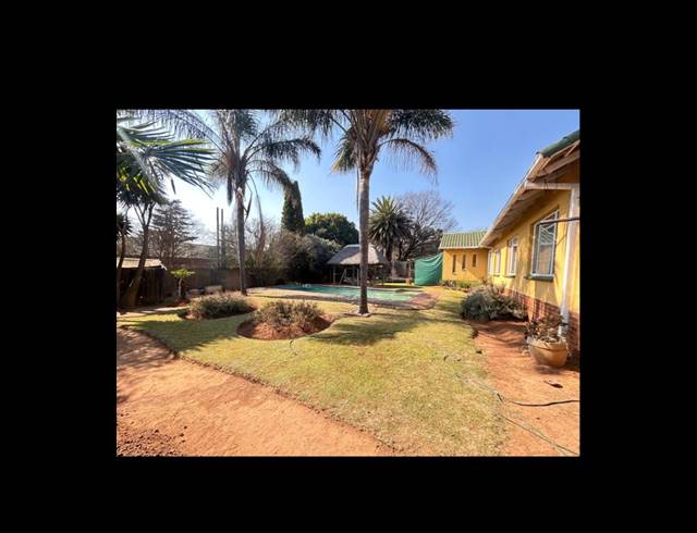 4 bed property to rent in ALLEN GROVE